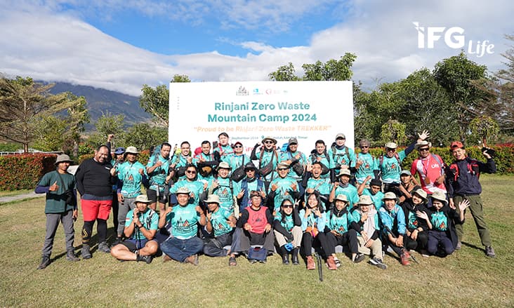 IFG Life mendorong gaya hidup sehat melalui wisata alam terbuka di Gunung Rinjani.