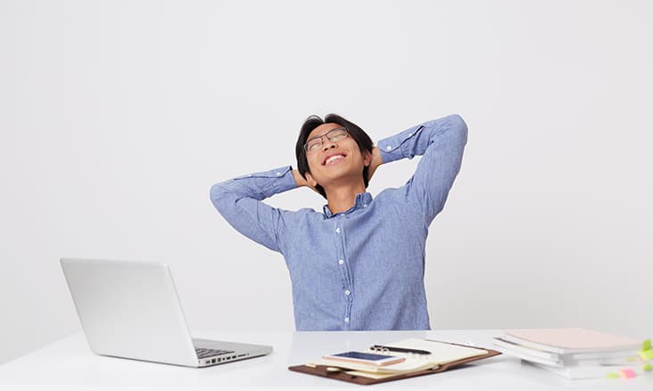 Cemas Saat Bekerja: Tips Supaya Bisa Bekerja Lebih Tenang