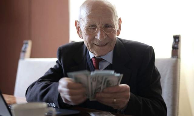 Pentingnya Asuransi Dana Pensiun dan Keuntungannya