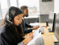 hubungi via call center