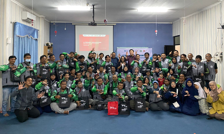 IFG Life dan Inhealth lakukan literasi keuangan bagi driver ojol tunarungu
