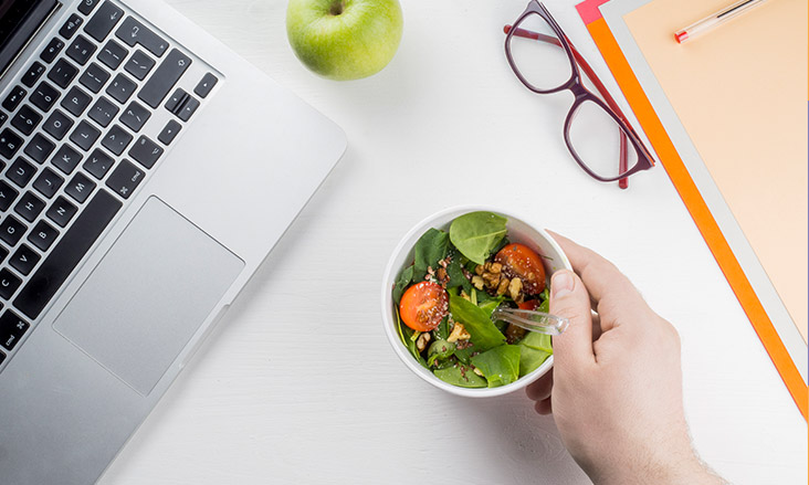 Tips Pola Makan Sehat Untuk Kamu yang Sibuk Kerja